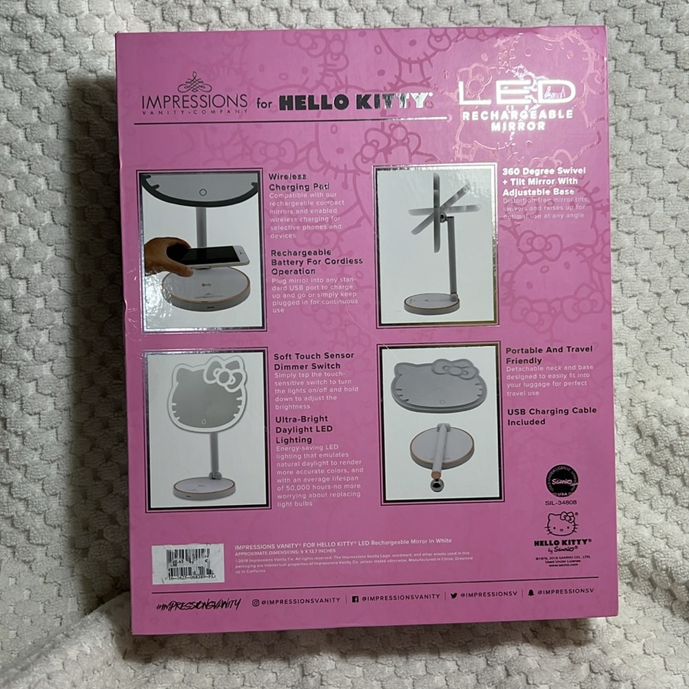 Impressions Hello Kitty LED Mirror - Picture 3 of 6